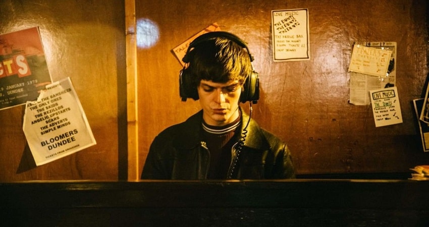 Фильм Махинаторы (Великобритания) 2020 онлайн в качестве 1080p