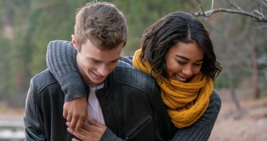 Вечность между нами (Бесконечное) (США) 2020 смотреть в HD 1080 без регистрации