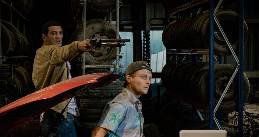 Потеренная пуля 2020 смотреть полностью