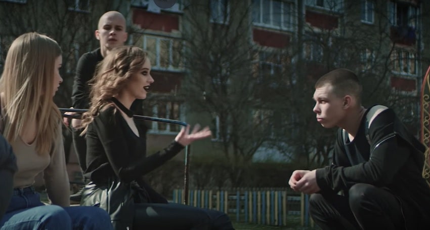 Фильм В черной, черной комнате (В Чорнiй, Чорнiй Кiмнатi) (Украина) в хорошем качестве 1080 Full HD