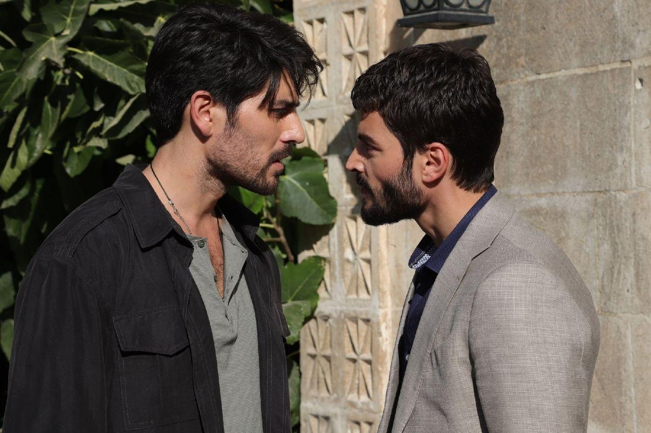 Смотреть сериал Ветреный (Hercai) (2020) 3 сезон 43 серия без рекламы в HD