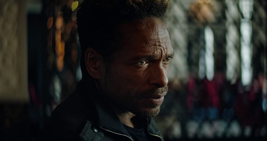 Фильм Спаситель смотреть бесплатно онлайн