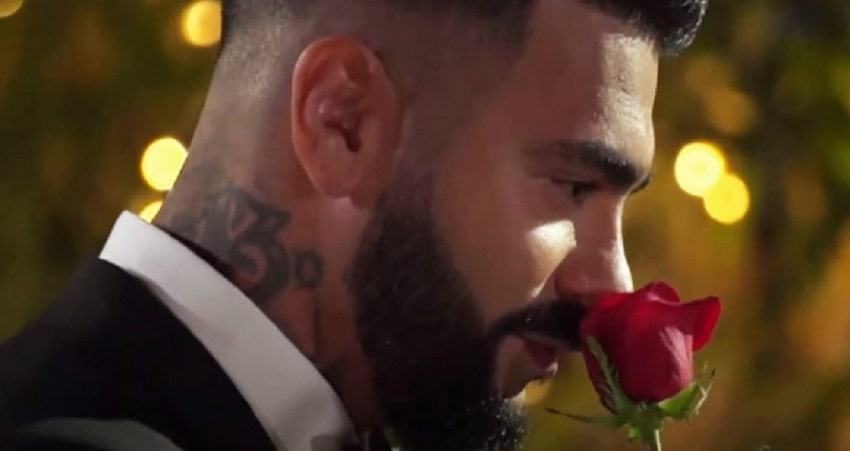 Смотреть Холостяк 2021 (ТНТ) 8 сезон 1 серия онлайн бесплатно без смс