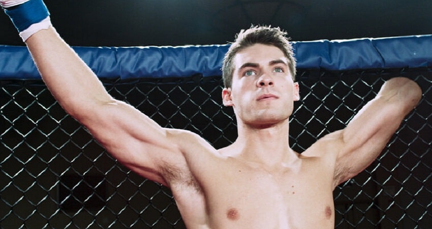 Боец без правил 2021 (США) 2021 смотреть онлайн в хорошем качестве