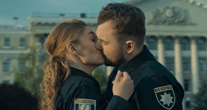 Янтарные копы (Бурштиновi копи) (2021) смотреть бесплатно в хорошем качестве