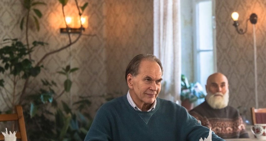 Старые шишки) (2022) смотреть онлайн бесплатно в хорошем качестве