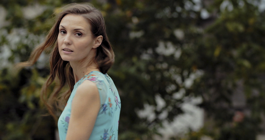 Фильм Чужая семья 2022 (2022) смотреть бесплатно в хорошем качестве