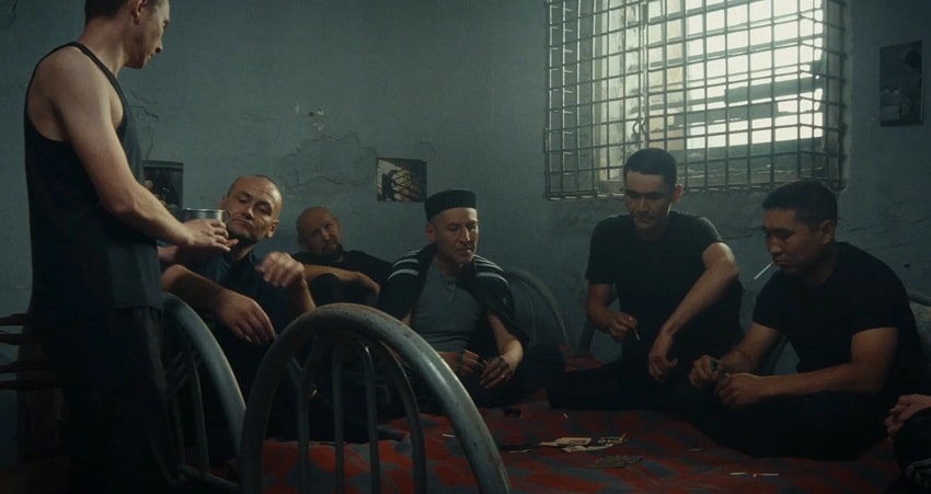 Карточный долг (-) 2023 смотреть онлайн на телефоне бесплатно