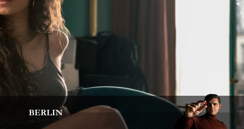 Смотреть сериал Берлин (Бумажный дом) 1 сезон 6 серия в хорошем качестве HD