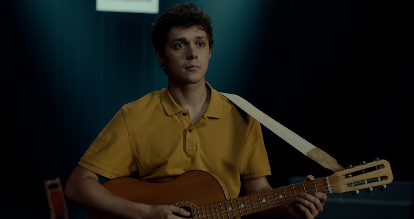 Между нами лето (-) 2024 смотреть онлайн на телефоне бесплатно