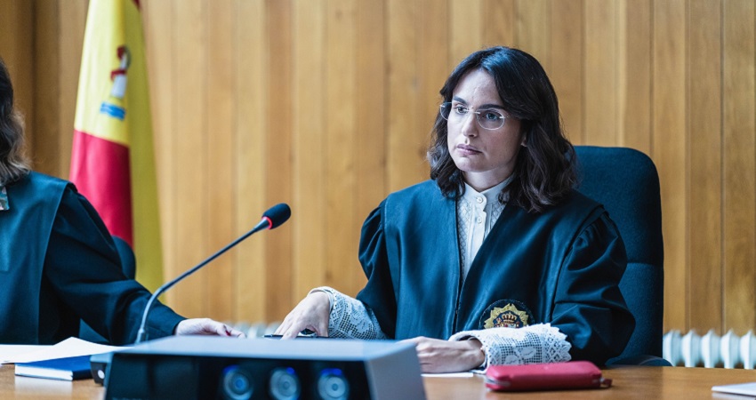 Искусственное правосудие (2024) (Испания) полностью в хорошем качестве и бесплатно