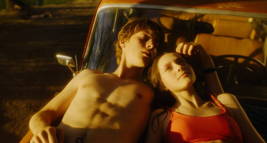 Подростки. Первая любовь (Россия) 2024 смотреть в HD 1080 без регистрации