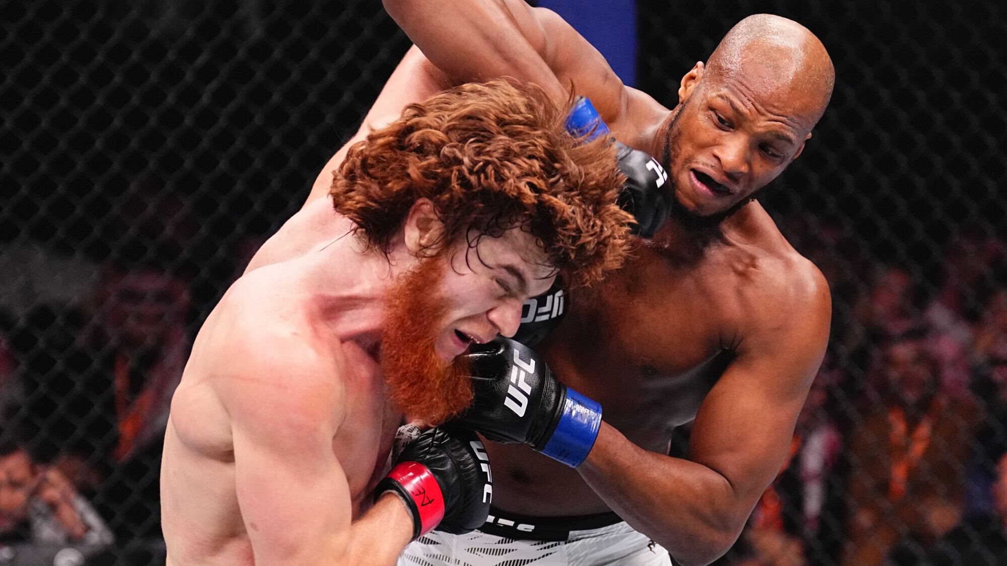 Фильм Шарабутдин Магомедов vs Майкл Пейдж (2025) смотреть в HD