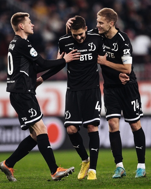 Динамо М - Локомотив М прямая трансляция матча (2025) смотреть онлайн в отличном качестве 1080p