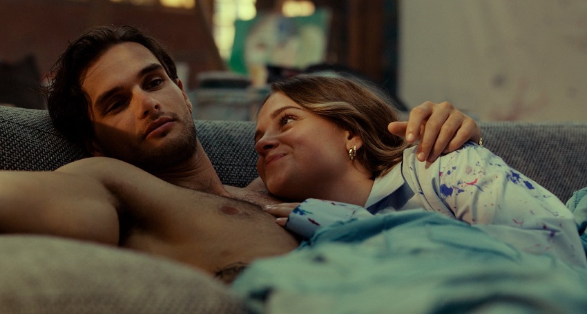 Все оттенки красного (2025) (Нидерланды) 2025 смотреть полностью без перерыва