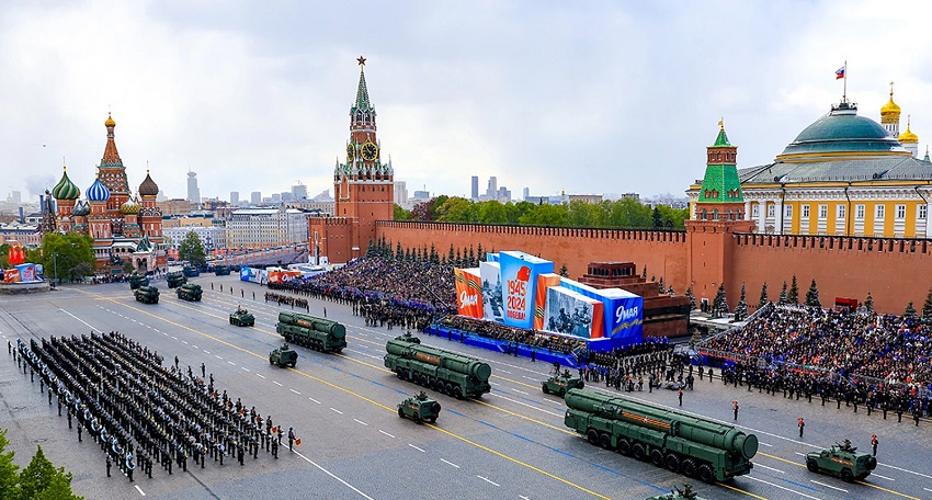 Смотреть Фильм Парад Победы 2025 (Россия) бесплатно и без рекламы