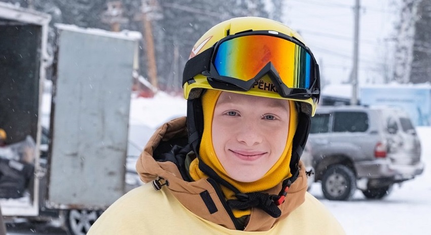 Иван Семенов. Первый поцелуй (2025) (-) полностью в хорошем качестве и бесплатно