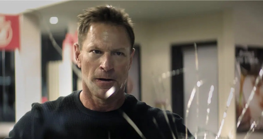 Клык 2: Город волков (2025) (США) 2025 смотреть онлайн на телефоне бесплатно