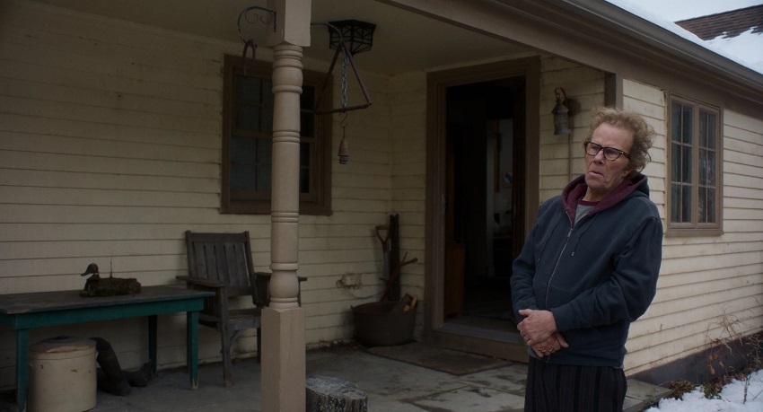 Отец, мать, сестра, брат (2025)) (2025) смотреть онлайн бесплатно в хорошем качестве