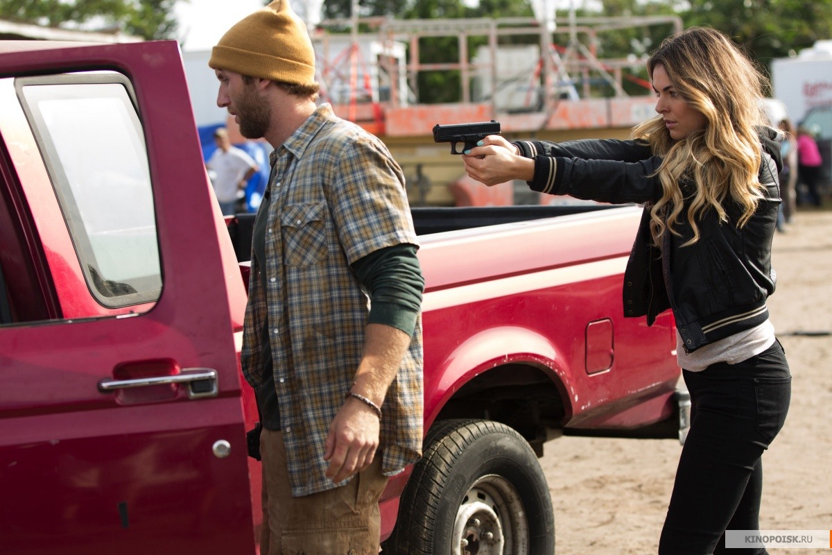 Грейсленд (Graceland) (2013) 3 сезон 7 серия полностью смотреть бесплатно без рекламы