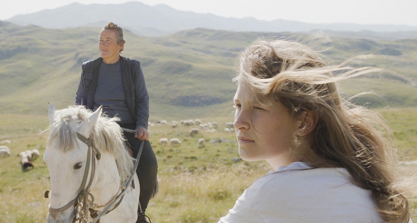 Удержать гору (2026) смотреть бесплатно онлайн