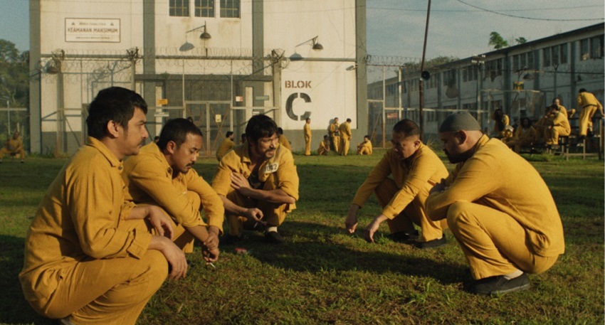 Призрак в клетке (2026) онлайн |