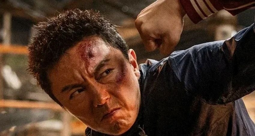 Смотреть сериал Сражение со злом 3 (3 сезон, 1-2025,2026,2027 серия) без регистрации
