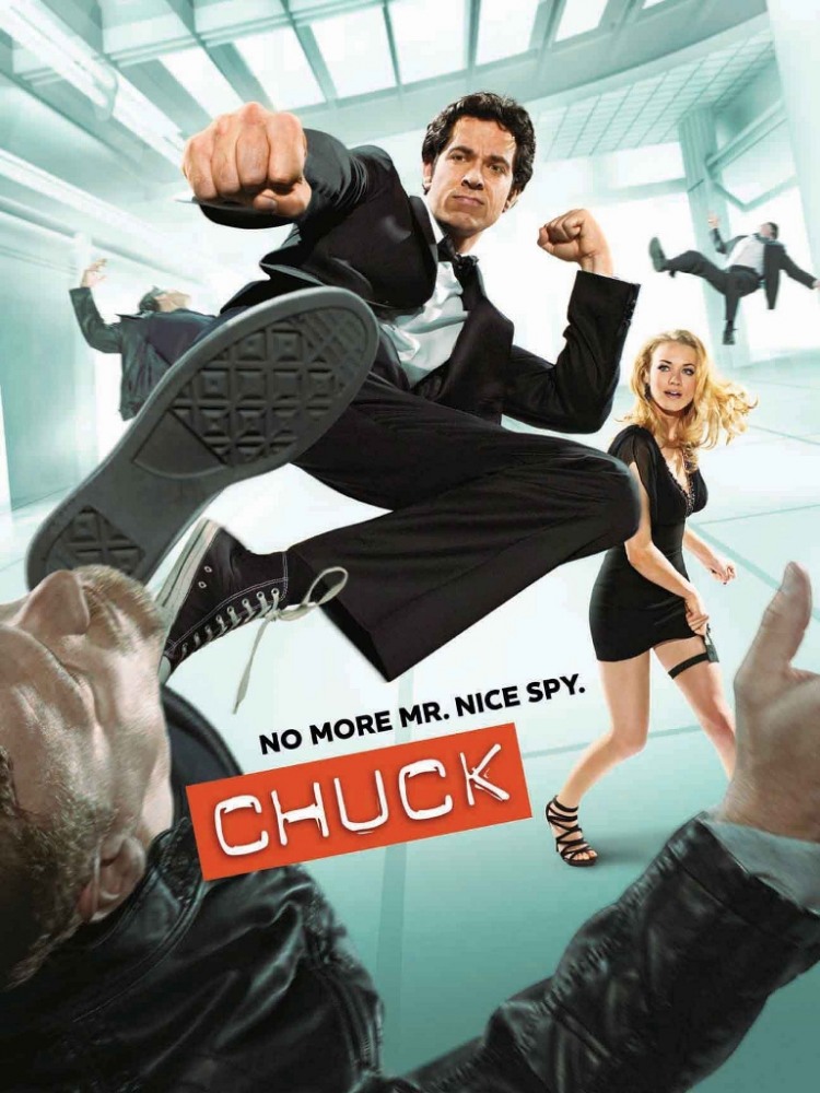 Чак (Chuck) (2007) 1 сезон смотреть все серии в 4K бесплатно и без рекламы