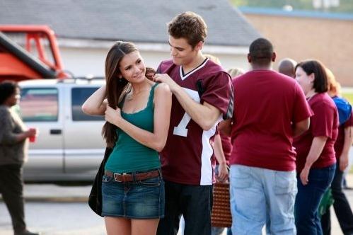 Смотреть сериал Дневники вампира (The Vampire Diaries) (1-й сезон) на кинопоиске