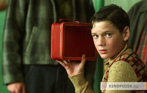 Сериал Похищенный (Taken) (2002) 1 сезон 1 серия смотреть бесплатно в хорошем качестве