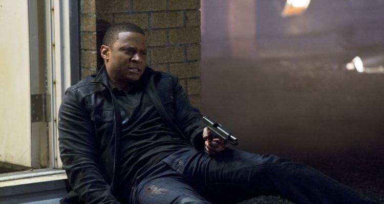 Смотреть сераил Стрела (Arrow) (2012) 1 сезон 23 серия HD 1080, 4K