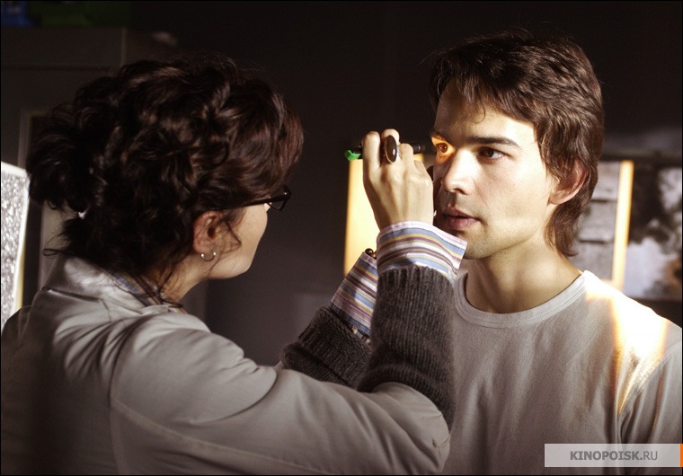 Cмотреть сериал Джейк 2.0 (Jake 2.0) 1 сезон 15 серия онлайн бесплатно