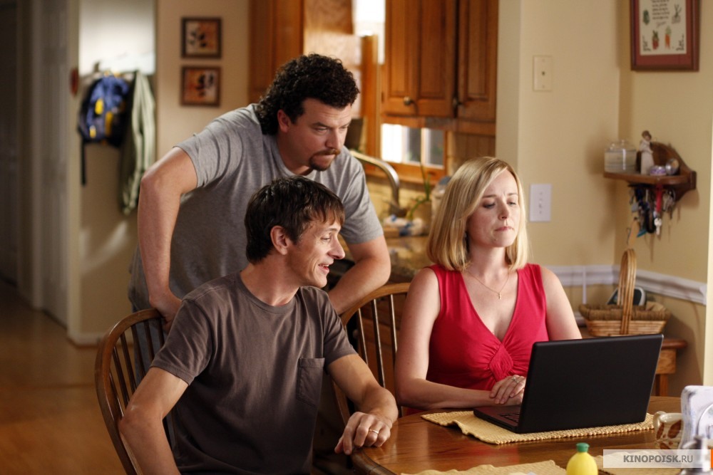 Сериал На дне (Eastbound & Down) (2009) 4 сезон 5 серия в 4K UHD и HD смотреть онлайн бесплатно