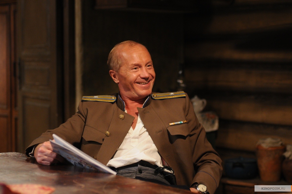 Cмотреть сериал Отрыв (Otryv) 1 сезон 2 серия онлайн бесплатно