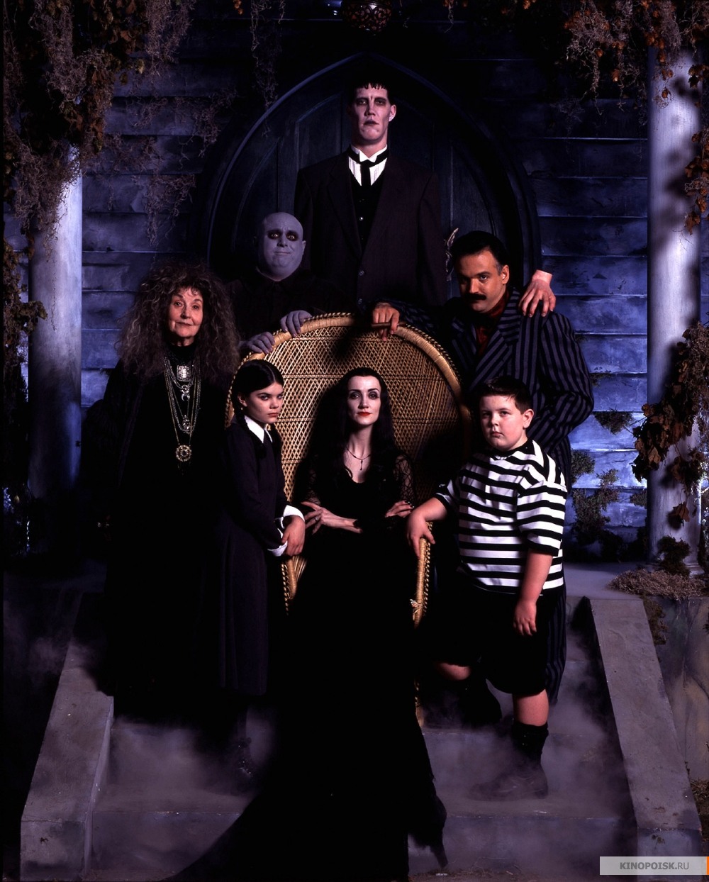 Новая семейка Аддамс (The New Addams Family) (1 сезон) сериал актеры