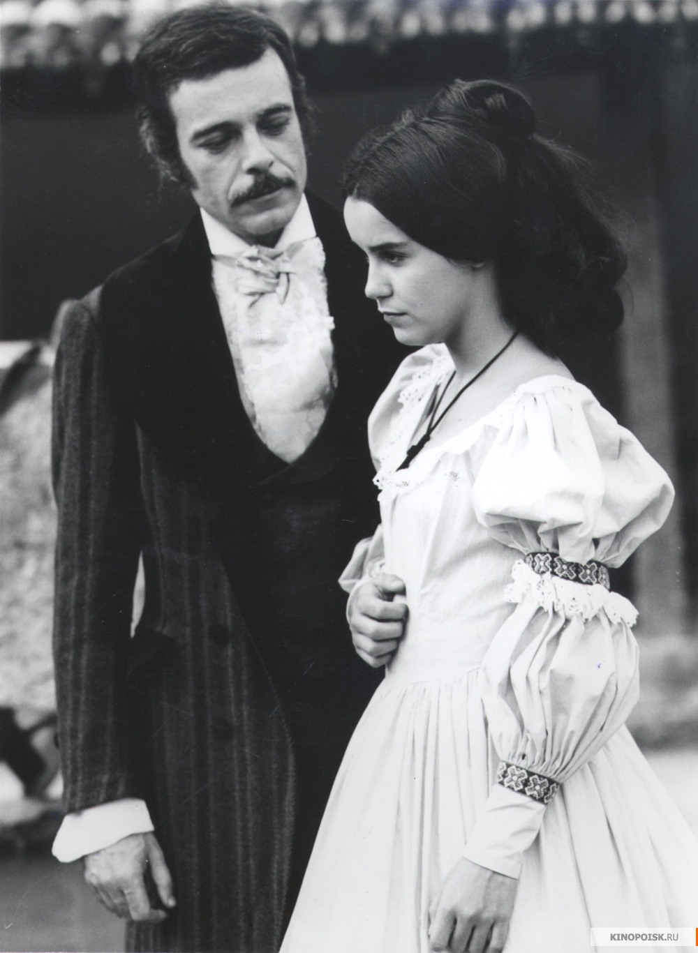 Рабыня Изаура (Escrava Isaura) 1 сезон 2 серия смотреть полностью без перерыва