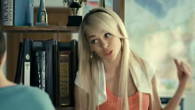 Сериал Универ. Новая общага (Univer. Novaya obschaga) (2015) 3 сезон 8 серия в 4K UHD и HD смотреть онлайн бесплатно