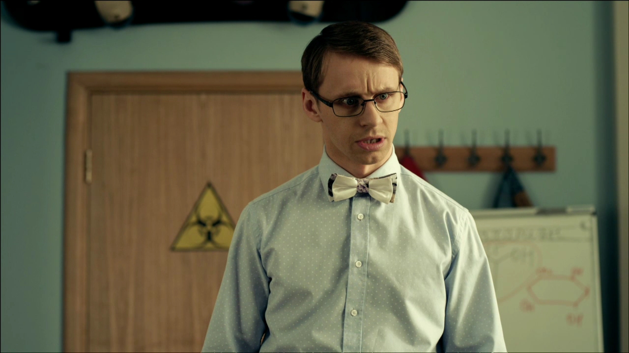 Смотреть сериал Универ. Новая общага (Univer. Novaya obschaga) 6 сезон 13 серия бесплатно и без рекламы