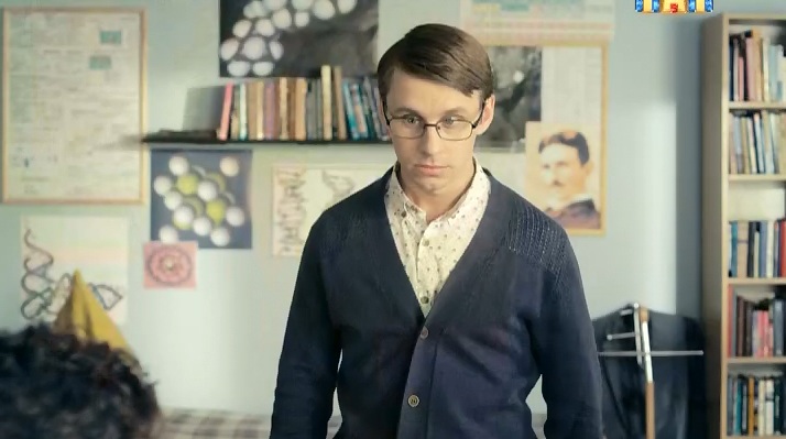 Cмотреть сериал Универ. Новая общага (Univer. Novaya obschaga) 9 сезон 19 серия онлайн бесплатно