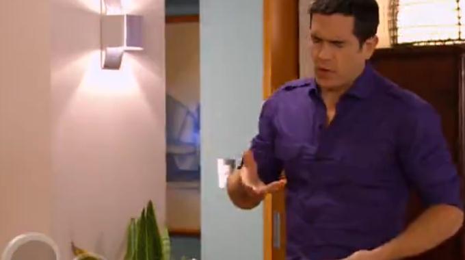 Виолетта (Violetta) (1 сезон, 2012) смотреть онлайн бесплатно в хорошем HD качестве