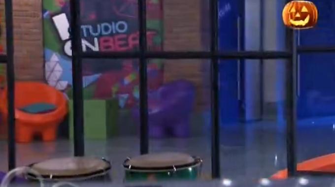 Смотреть сериал Виолетта (Violetta) (2012) 2 сезон 52 серия в хорошем качестве онлайн