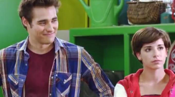 Сериал Виолетта (Violetta) (2012) 3 сезон 36 серия в хорошем качестве 1080 Full HD