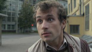 Восьмидесятые (1 сезон, 7 серия) смотреть онлайн в хорошем качестве бесплатно