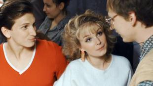 Восьмидесятые 3 сезон 19 серия смотреть онлайн на телефоне бесплатно