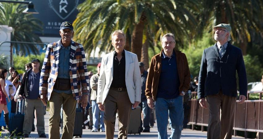 Смотреть Фильм Starперцы (США) в хорошем качестве HD