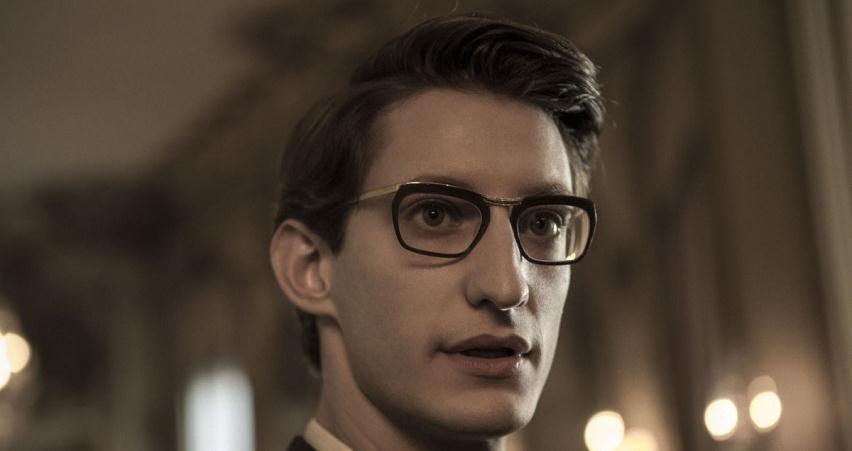 Смотреть Фильм Ив Сен-Лоран (Франция) бесплатно и без рекламы