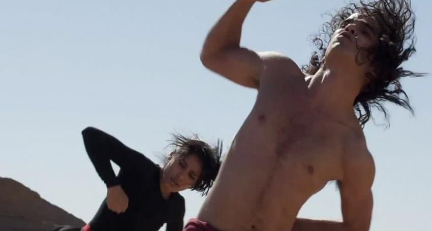 Танцующий в пустыне (2014) смотреть онлайн бесплатно в хорошем HD качестве