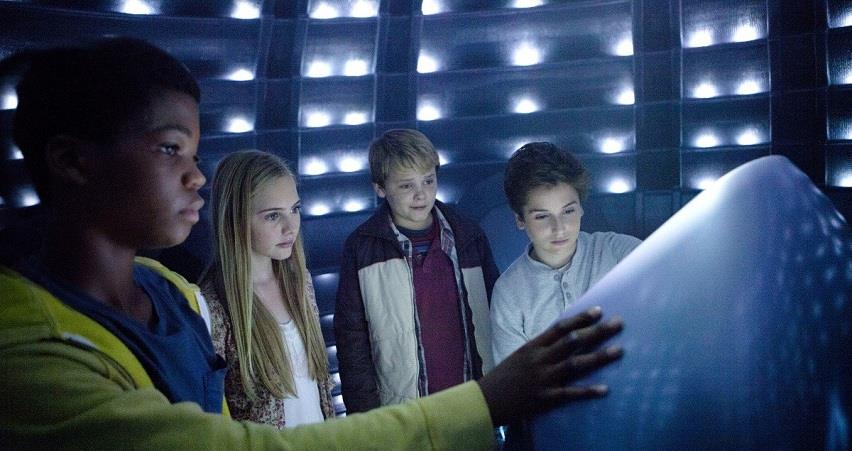 Внеземное эхо (2014) смотреть онлайн бесплатно в хорошем HD 1080 качестве