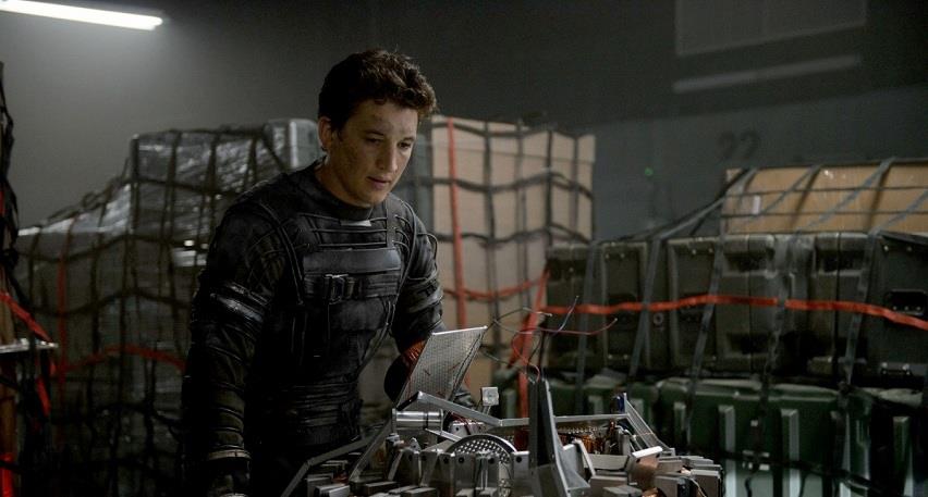 Cмотреть Фильм Фантастическая четверка (США) 2015 онлайн бесплатно