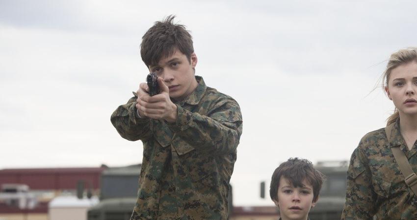 5-я волна (2016) смотреть онлайн 720p или 1080p